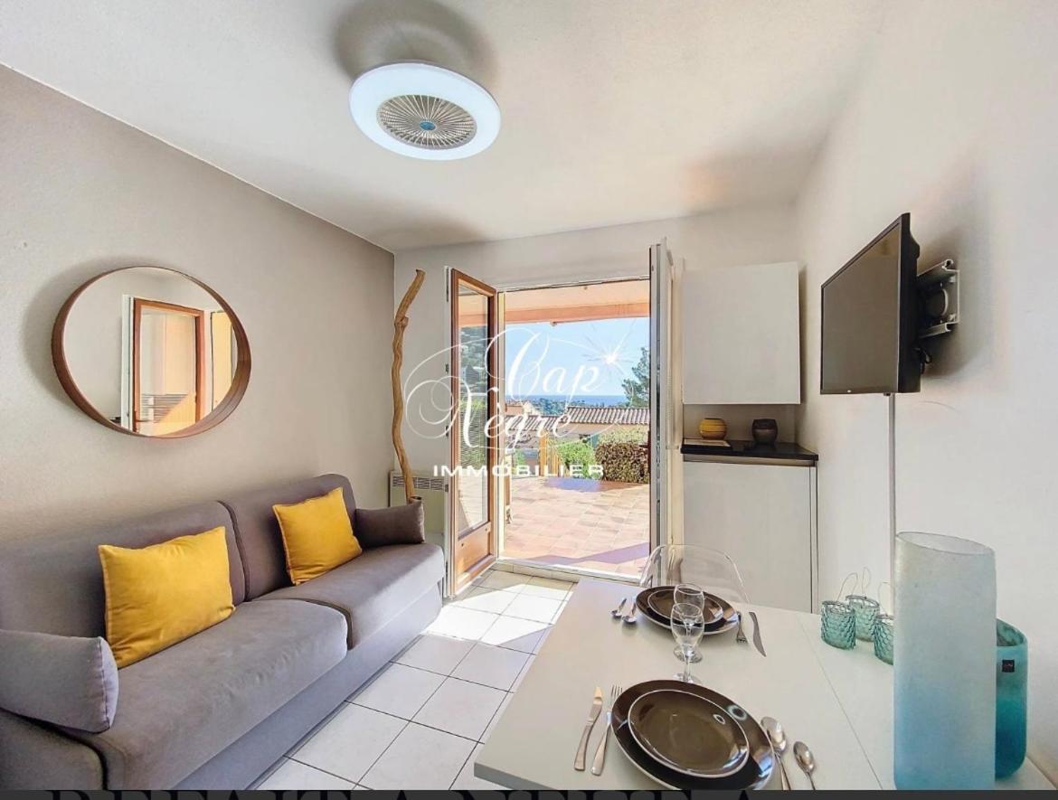 Terrasse De 30M2 Vue Mer Panoramique 1 Chambre Apartman Cavalaire-sur-Mer Kültér fotó